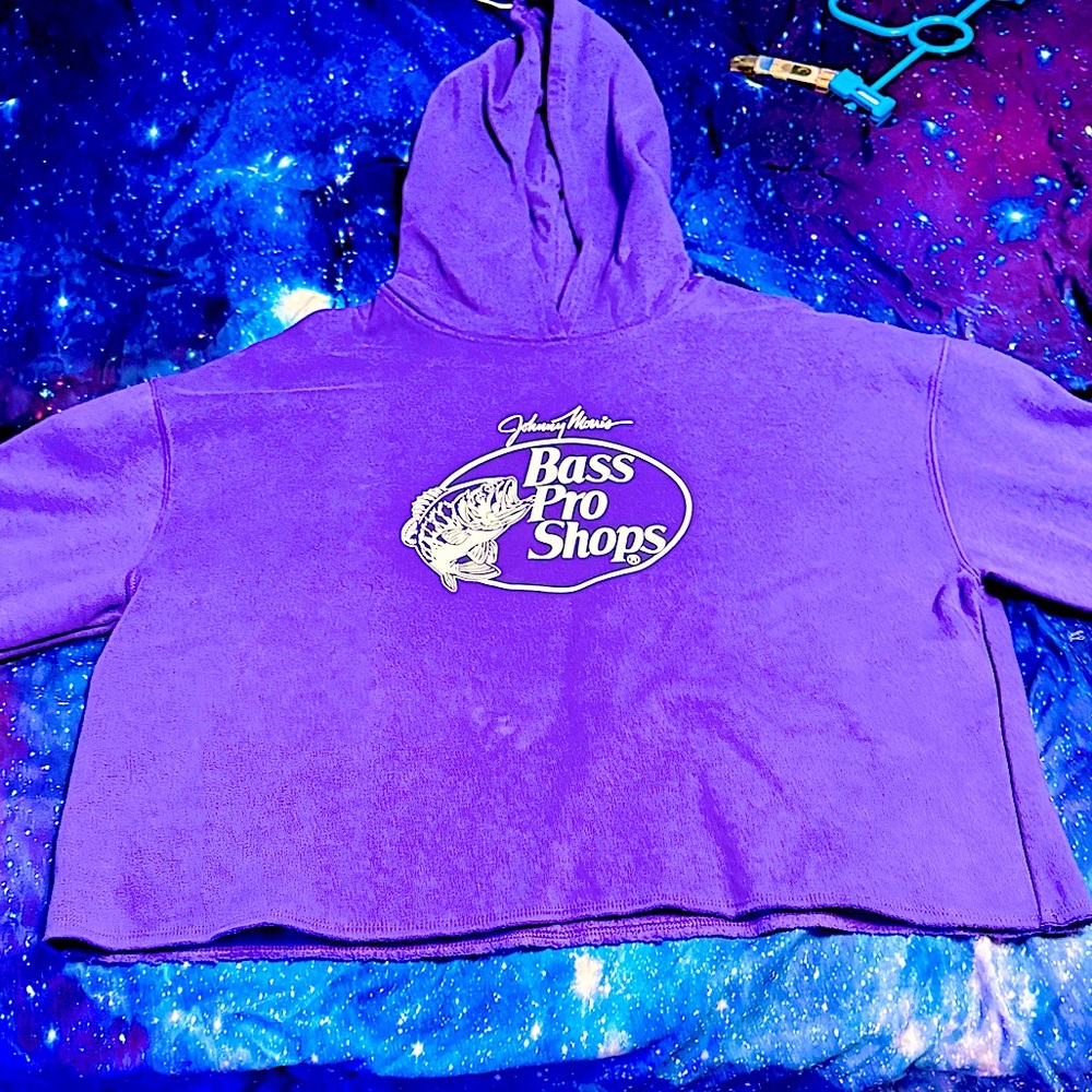 Bass Pro Shop purple cropped hoodie women’s XL